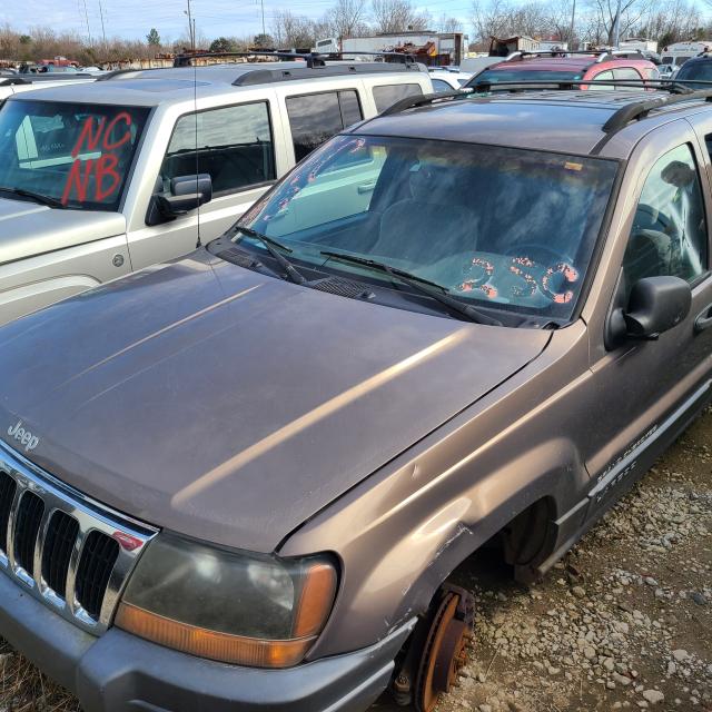 Brown Jeep Laredo
